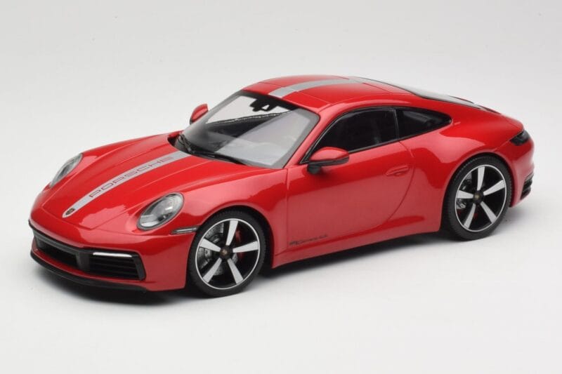 Porsche 911 992 Carrera 4S Carmine Red Minichamps 1:18 155067326 Kovina