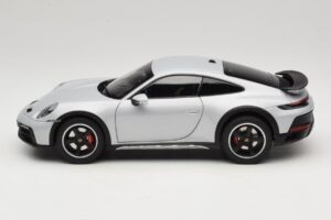 Porsche 911 992 Dakar Ice Grey Metallic Norev 1:18 187242 Kovina – slika 4 od 8
