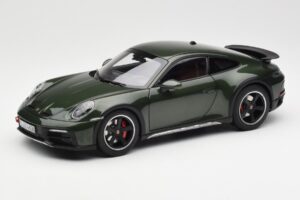 Porsche 911 992 Dakar Oak Zelen Metalik Norev 1:18 187241 Kovina