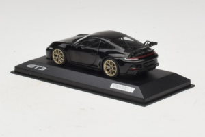 Porsche 911 992 GT3 Črn Z Zlatimi Platišči Minichamps 1:43 WAP0201520M007 Kovina – slika 3 od 4