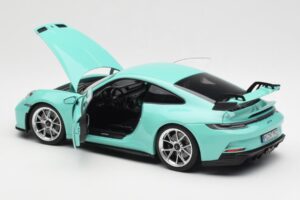 Porsche 911 992 GT3 Mint Zelen Norev 1:18 187316 Kovina – slika 5 od 8