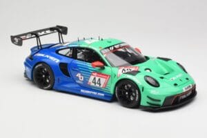 Porsche 911 992 GT3 R Falken #44 D. Eriksson / T. Heinemann 24 Hours of Nurburgring 2023 Minichamps 1:18 113236344 Kovina – slika 6 od 8