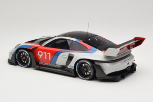 Porsche 911 992 GT3 R Rennsport GT Spirit 1:18 GT495 Smola – slika 5 od 6