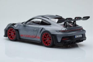 Porsche 911 992 GT3 RS Arctic Siv Pyro Rdeč Norev 1:18 187350 Kovina – slika 7 od 8
