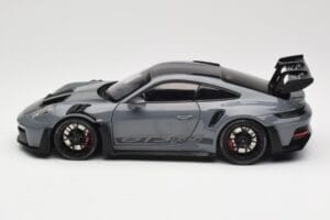 Porsche 911 992 GT3 RS Crayon Weissach Package & Black Wheels Minichamps 1:18 110062024 Kovina – slika 4 od 8