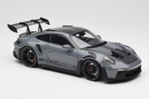 Porsche 911 992 GT3 RS Crayon Weissach Package & Black Wheels Minichamps 1:18 110062024 Kovina – slika 6 od 8