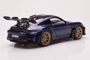 Porsche 911 992 GT3 RS Gentian Moder Metalik Norev 1:18 187363 Kovina – slika 3 od 8