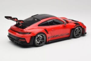 Porsche 911 992 GT3 RS Guards Rdeča & Srebrna Kolesa Weissach Package Minichamps 1:18 153062246 Kovina – slika 2 od 6
