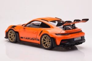 Porsche 911 992 GT3 RS Gulf Oranžen Norev 1:18 187360 Kovina – slika 7 od 8