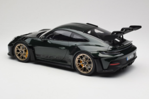 Porsche 911 992 GT3 RS Jet Green Metallic Black Norev 1:12 127532 Kovina – slika 5 od 6