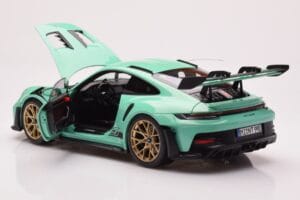 Porsche 911 992 GT3 RS Mint Zelen Norev 1:18 187362 Kovina – slika 5 od 8