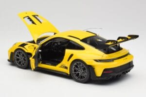 Porsche 911 992 GT3 RS Racing Rumen Norev 1:18 WAP0212810RGT3 Kovina – slika 5 od 8