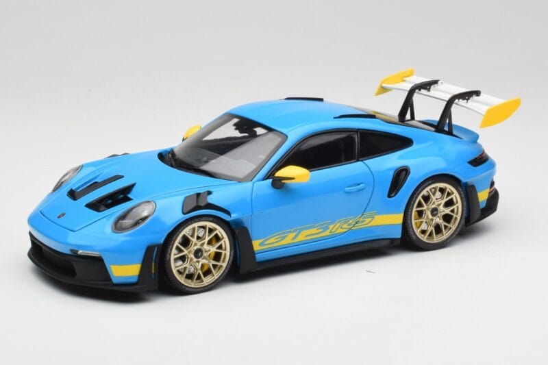 Porsche 911 992 GT3 RS Shark Moder & Rumen Decor Concept Minichamps 1:18 911992001 Kovina