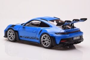 Porsche 911 992 GT3 RS Sharkblue Norev 1:18 187358 Kovina – slika 7 od 8