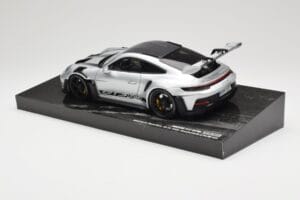 Porsche 911 992 GT3 RS Srebrna Weissach Package Minichamps 1:18 110062020 Kovina – slika 7 od 8