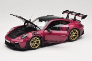 Porsche 911 992 GT3 RS Weissach Package Ruby Star Norev 1:18 187370 Kovina – slika 2 od 8
