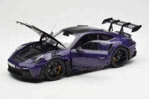 Porsche 911 992 GT3 RS Weissach Package Ultraviolet Norev 1:18 187368 Kovina – slika 2 od 8