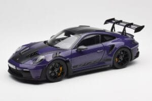 Porsche 911 992 GT3 RS Weissach Package Ultraviolet Norev 1:18 187368 Kovina
