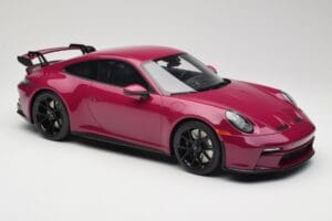 Porsche 911 992 GT3 Ruby Star Neo Red GT Spirit 1:12 GT536 Smola – slika 4 od 6