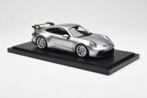 Porsche 911 992 GT3 Srebrna Minichamps 1:18 WAP0211510M004 Smola – slika 4 od 7
