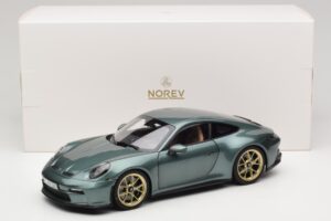 Porsche 911 992 GT3 Touring Package Malachite Green Metallic Norev 1:18 187382 Kovina – slika 8 od 8