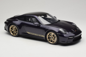 Porsche 911 992 GT3 Touring Viola Metallic GT Spirit 1:12 GT937 Smola – slika 4 od 6