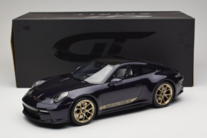 Porsche 911 992 GT3 Touring Viola Metallic GT Spirit 1:12 GT937 Smola – slika 6 od 6