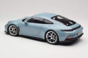 Porsche 911 992 S/T Meisenblau Norev 1:12 127550 Kovina – slika 5 od 6