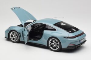 Porsche 911 992 S/T Meissen Blue Norev 1:18 187470 Kovina – slika 5 od 8