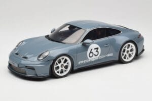Porsche 911 992 ST Gentian Blue Metallic GT Spirit 1:18 GT491 Smola