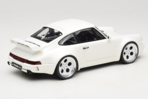 Porsche 911 992 Strosek Giga White GT Spirit 1:18 GT525 Smola – slika 2 od 6