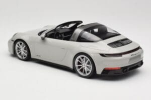 Porsche 911 992 Targa 4 GTS Siv Minichamps 1:18 155061064 Kovina – slika 5 od 6