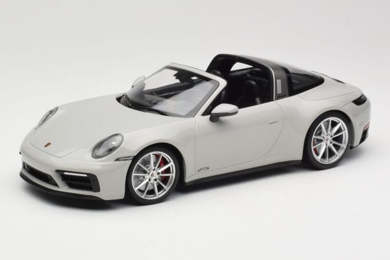 Porsche 911 992 Targa 4 GTS Siv Minichamps 1:18 155061064 Kovina