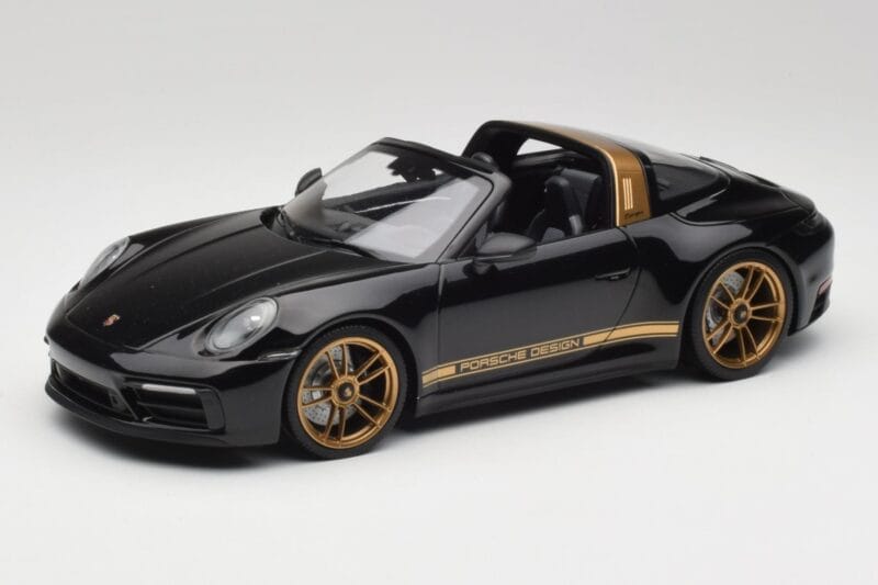 Porsche 911 992 Targa Porsche Design Črna & Zlata Concept Minichamps 1:18 PORSCHE001 Kovina