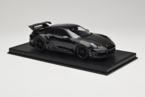 Porsche 911 992 TechArt GTstreet R Črn Z Črnimi Kolesi TechArt 1:18 REMC012 Smola – slika 4 od 6