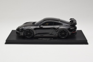 Porsche 911 992 TechArt GTstreet R Črn Z Črnimi Kolesi TechArt 1:18 REMC012 Smola