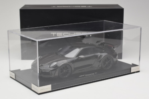 Porsche 911 992 TechArt GTstreet R Črn Z Črnimi Kolesi TechArt 1:18 REMC012 Smola – slika 6 od 6