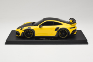 Porsche 911 992 TechArt GTstreet R Rumen Z Črnimi Kolesi TechArt 1:18 REMC011 Smola