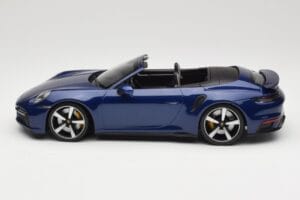 Porsche 911 992 Turbo S Kabriolet Blue Metallic Minichamps 1:18 155069081 Kovina – slika 3 od 6