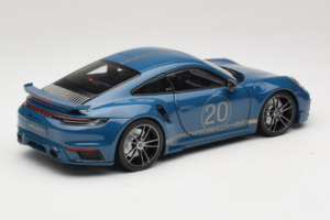 Porsche 911 992 Turbo S Coupe Sport Design Moder Minichamps 1:18 113069073 Kovina – slika 3 od 8