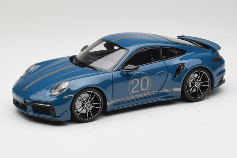 Porsche 911 992 Turbo S Coupe Sport Design Moder Minichamps 1:18 113069073 Kovina
