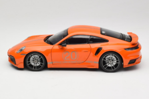 Porsche 911 992 Turbo S Coupe Sport Design Oranžna Minichamps 1:18 113069074 Kovina – slika 4 od 8