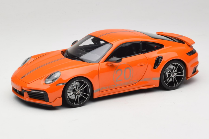 Porsche 911 992 Turbo S Coupe Sport Design Oranžna Minichamps 1:18 113069074 Kovina
