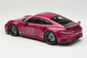 Porsche 911 992 Turbo S Coupe Sport Design Rdeč Minichamps 1:18 113069075 Kovina – slika 7 od 8