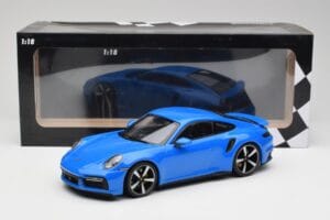 Porsche 911 992 Turbo S Gentian Moder Minichamps 1:18 155069074 Kovina – slika 6 od 6