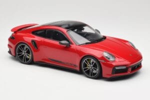 Porsche 911 992 Turbo S Rdeč Minichamps 1:18 155069070 Kovina – slika 4 od 6