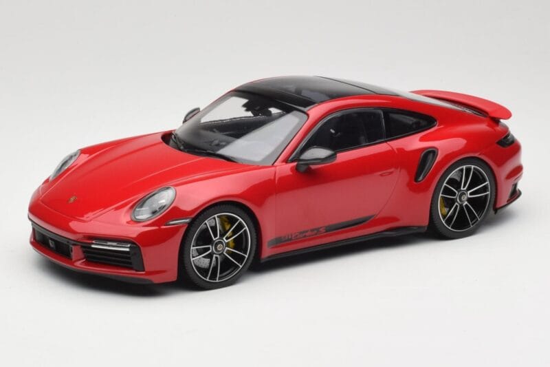 Porsche 911 992 Turbo S Rdeč Minichamps 1:18 155069070 Kovina