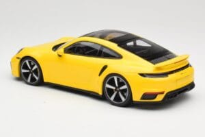 Porsche 911 992 Turbo S Rumen Minichamps 1:18 155069071 Kovina – slika 5 od 6