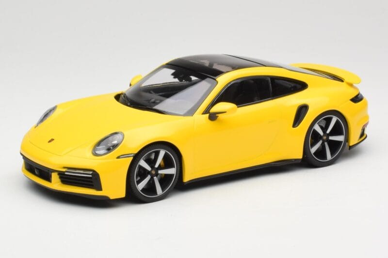 Porsche 911 992 Turbo S Rumen Minichamps 1:18 155069071 Kovina