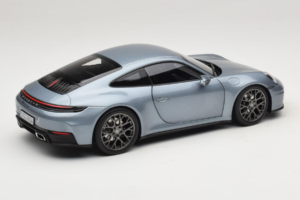 Porsche 911 992.2 Carrera Polar Silver Metallic Norev 1:18 187170 Kovina – slika 3 od 8